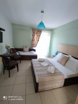 decoration of tripleroom